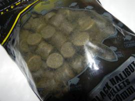 MILLENIUM FISHING BLACK Halibut pellets 800g